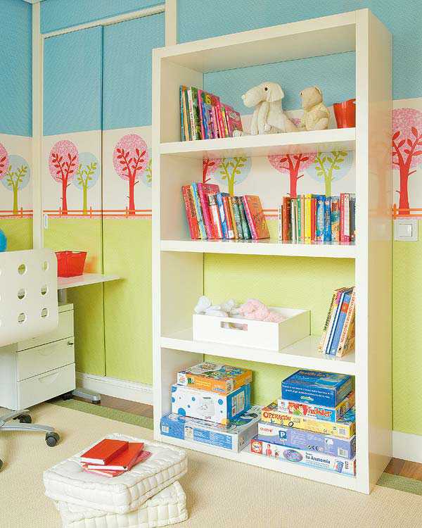 Стеллажи в детскую комнату (62 фото): для школьников и подростка, белый стеллаж со столом для ребенка и полуоткрытый шкаф-стеллаж, другие