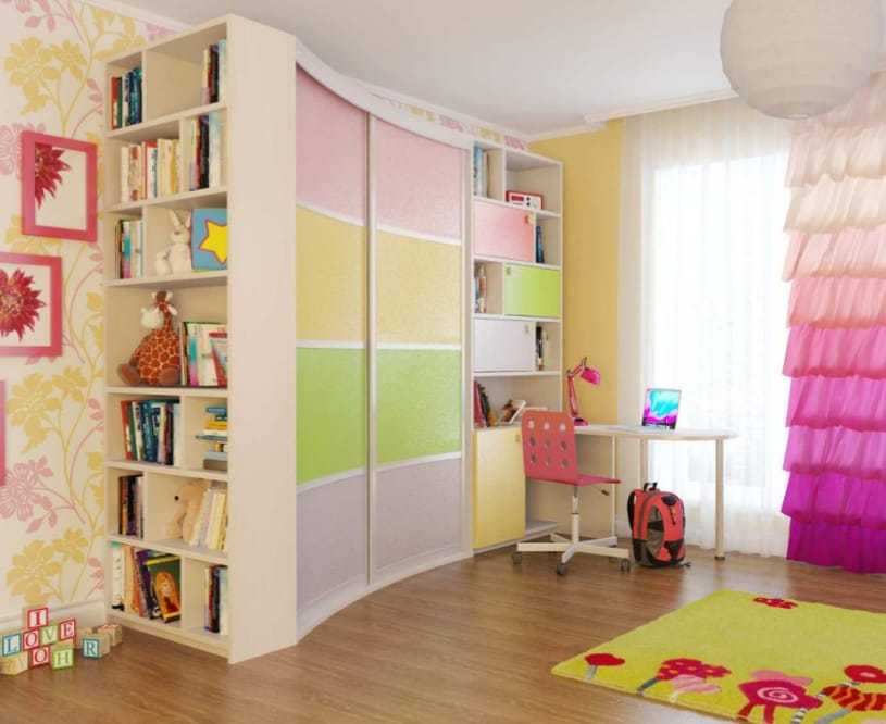 Шкаф в детскую комнату для мальчика, плюсы и минусы моделей