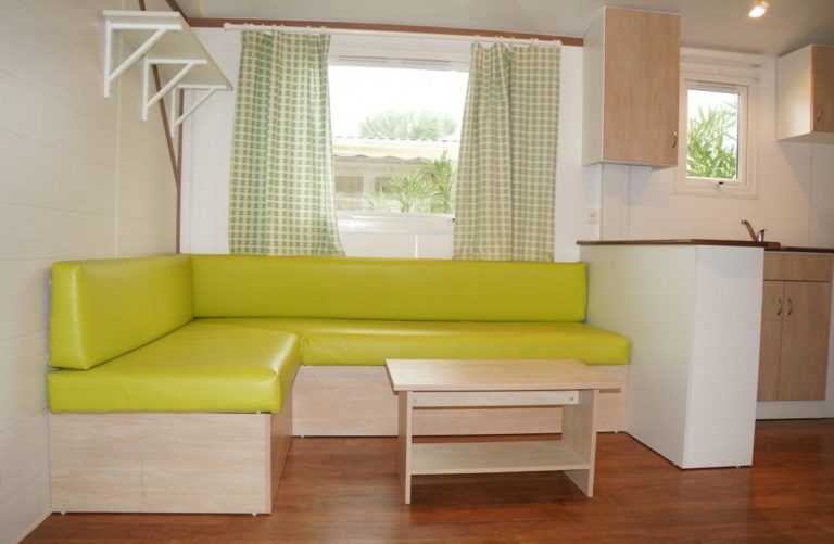 Узкий диван на кухню: выбираем прямой кухонный выкатной диванчик-танго. характеристика диванов-кроватей с ящиками для хранения
