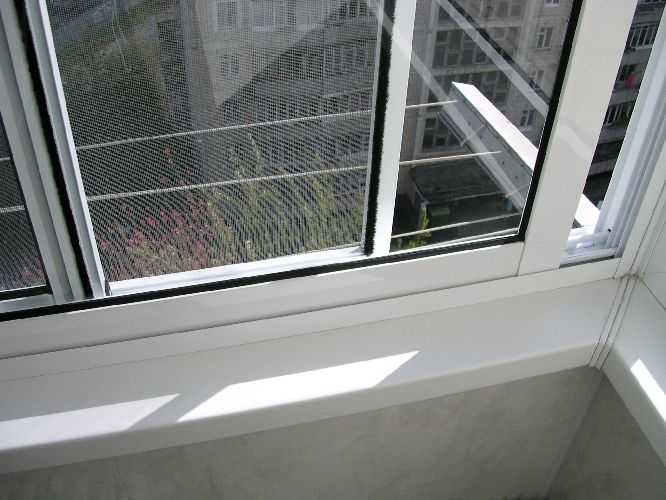 Как выбрать раздвижные окна для балкона – особенности раздвижных конструкций