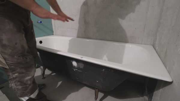 Установка ванны своими руками: обзор всех возможных способов монтажа