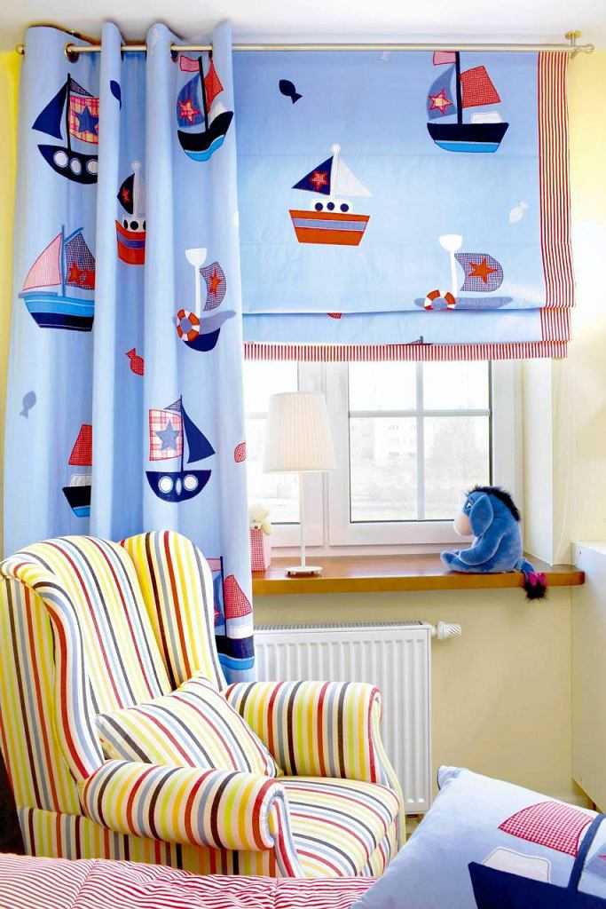 Шторы для детской комнаты мальчика (93 фото): красивый дизайн занавесок в спальню на окно,  фотошторы для малышей от 3 лет и из фетра
