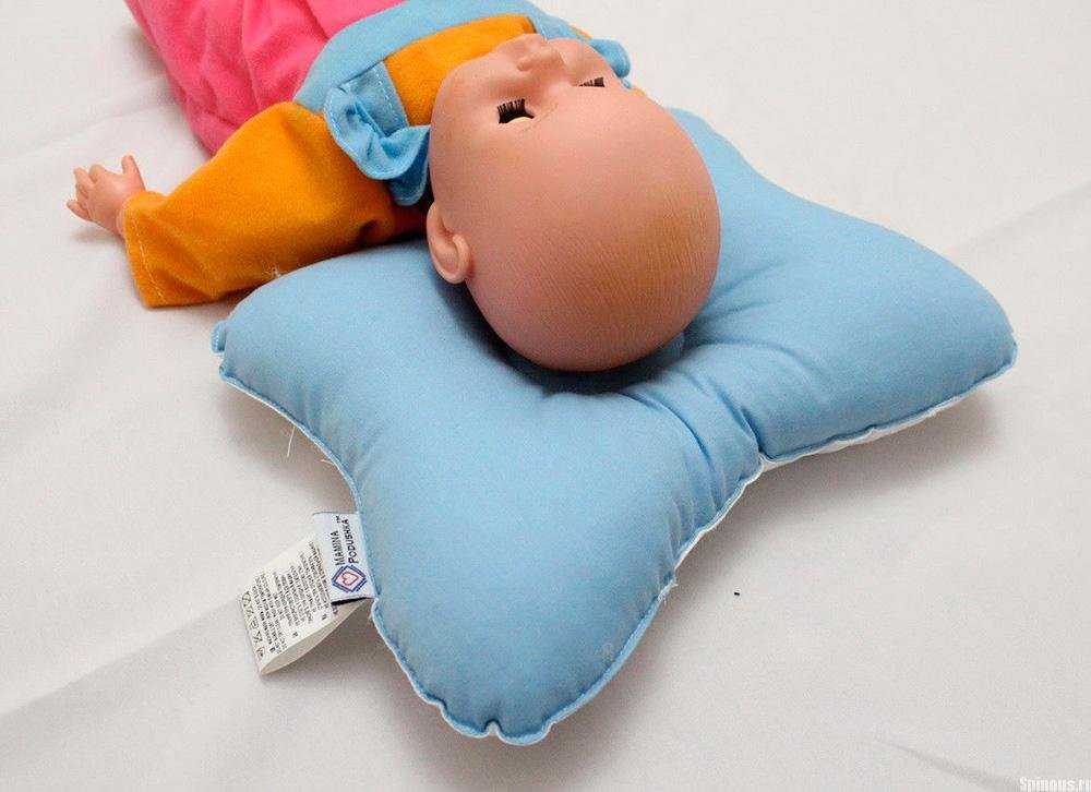 Ортопедическая подушка для новорожденных при кривошее (18 фото): стоит ли приобретать бублик или валик для ребенка