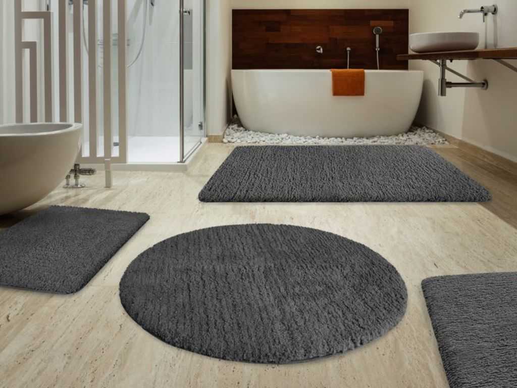Противоскользящий коврик для ванной: выбираем качественную вещь