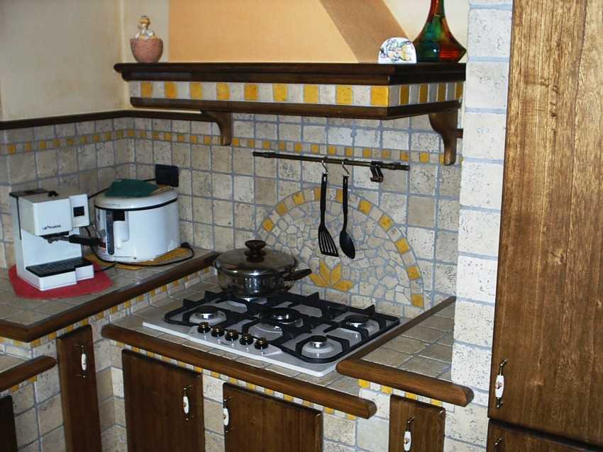 Столешница из плитки: фото в кухне, ванной, цветовая гамма, дизайн, стили