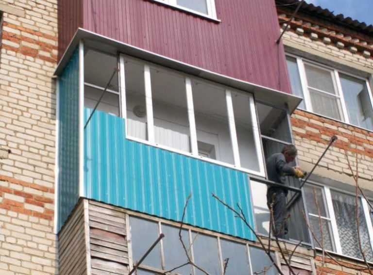 Как обновить, утеплить или заменить парапет на балконе?