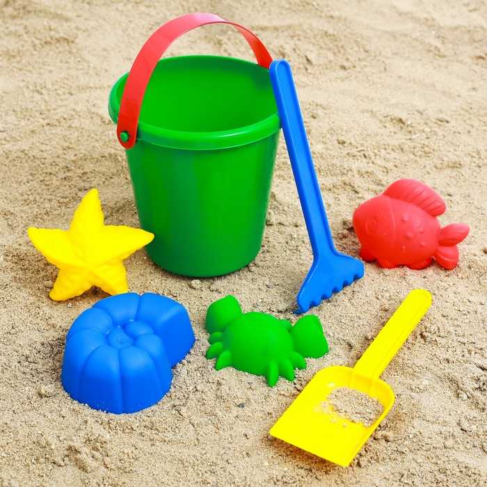 Песочница – любимое место для детей Но вот сколько песка нужно для песочницы – на этот вопрос так сразу не каждый сможет ответить В этой статье расскажем о том, как рассчитать объем песка в кг для детской песочницы, и какой вид песка лучше использовать