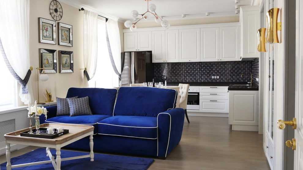 Кухонные прямые диваны: со спальным местом, с ящиком, виды, советы по выбору, фото.