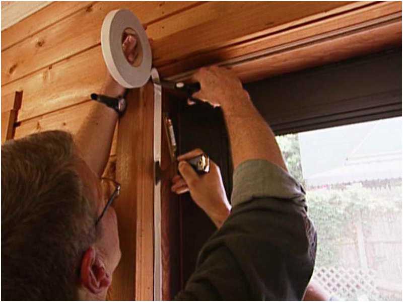 Как утеплить старые окна и входные двери в частном доме своими руками (с видео)