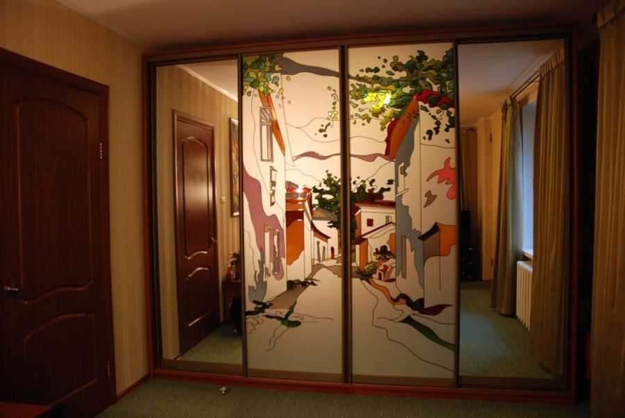 Декор двери (88 фото): дизайн межкомнатных моделей в квартире, оформление, украшение и декорирование конструкций своими руками