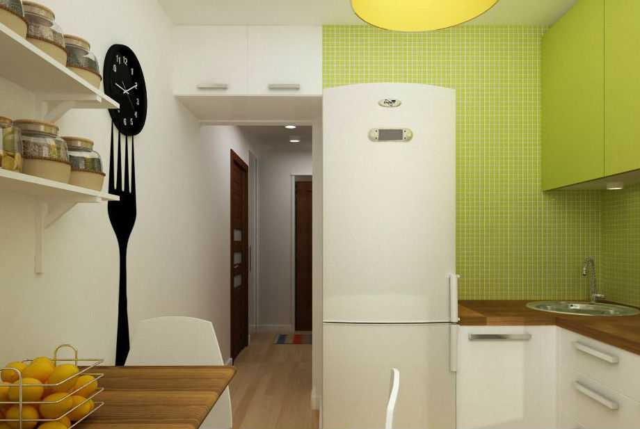 Дизайн кухни 4 метра с холодильником