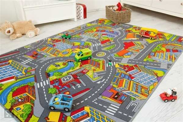 Детский коврик (38 фото): выбираем напольный ковер с дорогами для машинок в комнату и складные вязаные модели на пол