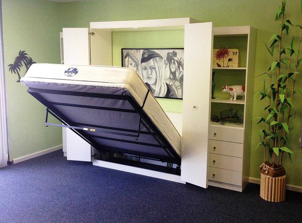 Откидная детская кровать (50 фото): складная кровать-шкаф в комнату для детей, встроенная мебель с откидыванием от стены для двоих детей
