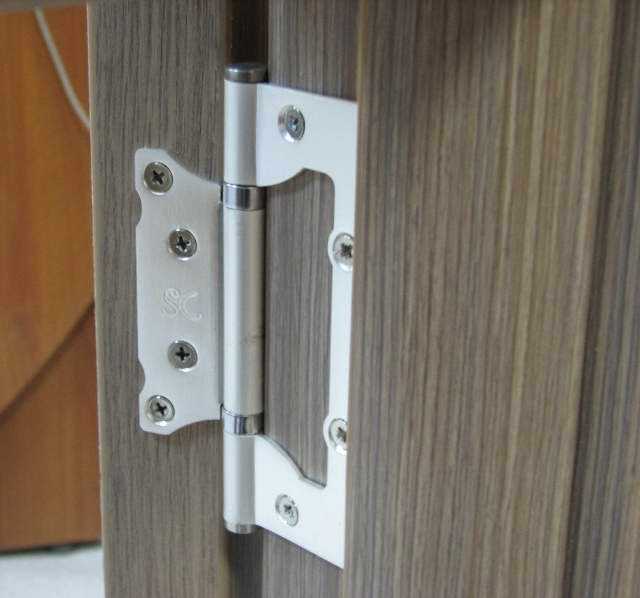 Дверные петли: виды петель для дверей с притвором, маятниковые и универсальные изделия, монтаж конструкций с доводчиком