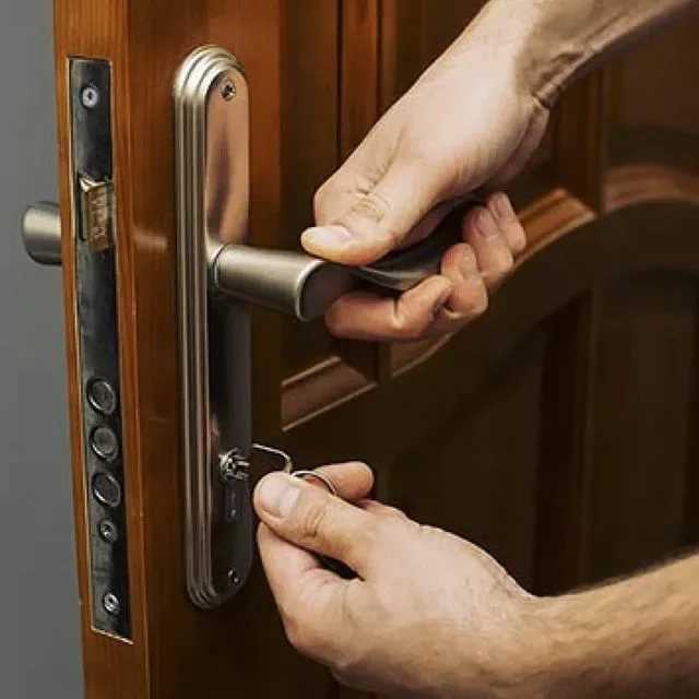 Замки дверные для металлических дверей: характеристика разновидностей, как правильно выбрать и установить