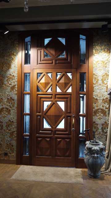 Деревянные двери (110 фото): как правильно выбрать входную деревянную дверь