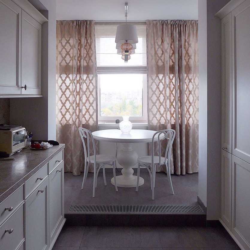 Длинные шторы на кухню (43 фото): новинки дизайна занавесок и тюлей в пол. как завязать современные красивые кухонные шторы большой длины?