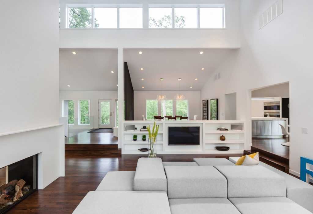 Белая мебель для гостиной сегодня очень популярна. Она функциональная и практична. Как правильно выбрать белую мебель для гостиной самостоятельно