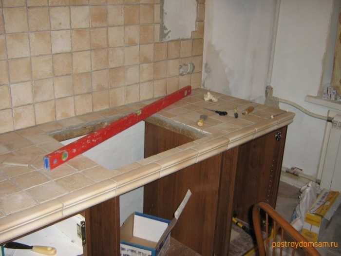 Реставрация кухонных фасадов: как обновить столешницу своими руками, ремонт старой мебели и гарнитура из дерева, как обклеить кухню из мдф