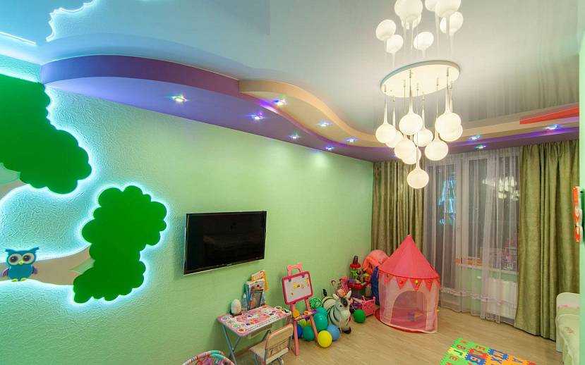 Какой потолок лучше сделать в детской комнате?