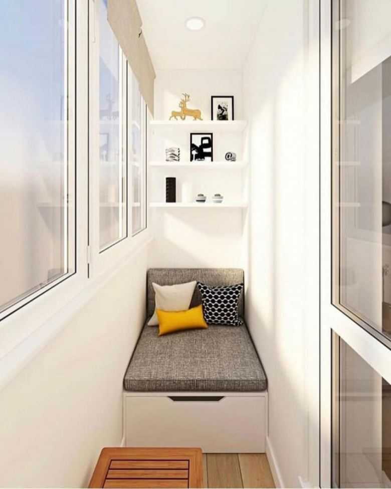 Спальня на балконе (63 фото): как организовать спальное место на лоджии? как можно оформить окно в спальной комнате на балконе? идеи дизайна интерьера