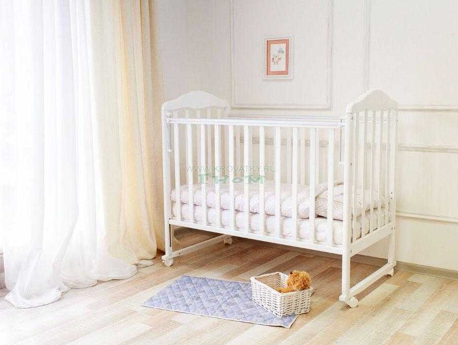 Какая она – идеальная детская кровать Какие кроватки подходят для малышей 4-5 лет и детей постарше Какую мебель предлагают фирмы «Аскона» и «Орматек» Как выбрать кровать Из чего их делают