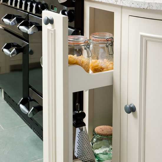 Бутылочницы для кухни (48 фото): выдвижные карго в шкафах кухонного гарнитура, высокие деревянные и другие модели. правила сборки