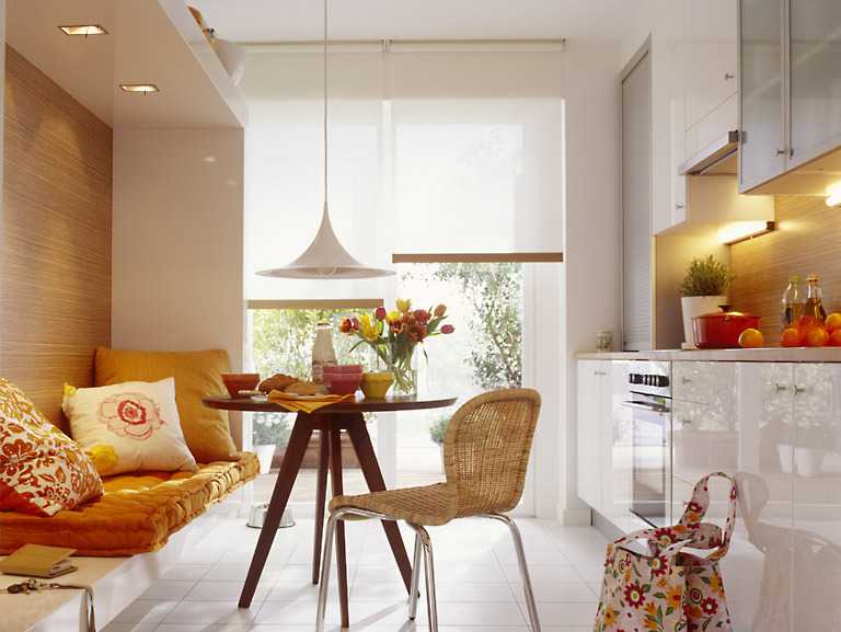 Диван на кухню (100 фото): выбираем кухонный кожаный полукруглый диван «комфортлайн», особенности модульной маленькой модели «бристоль»