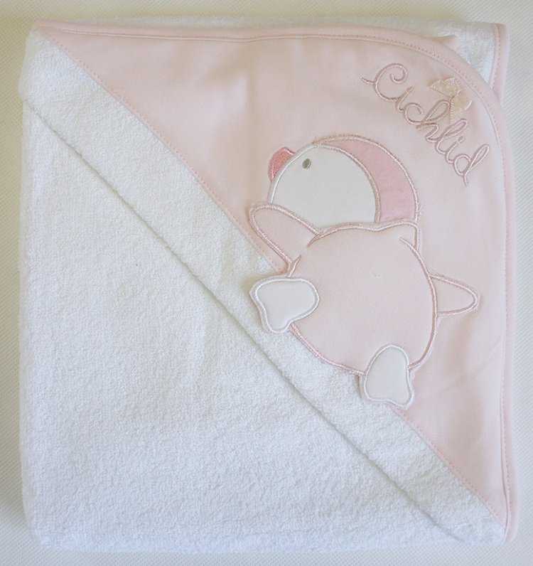 Полотенце с уголком для новорожденных (26 фото): как сшить своими руками детское полотенце для купания малыша?