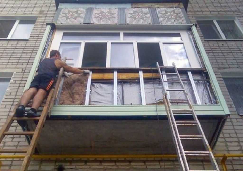 Отделка балкона сайдингом своими руками: рассматриваем по полочкам