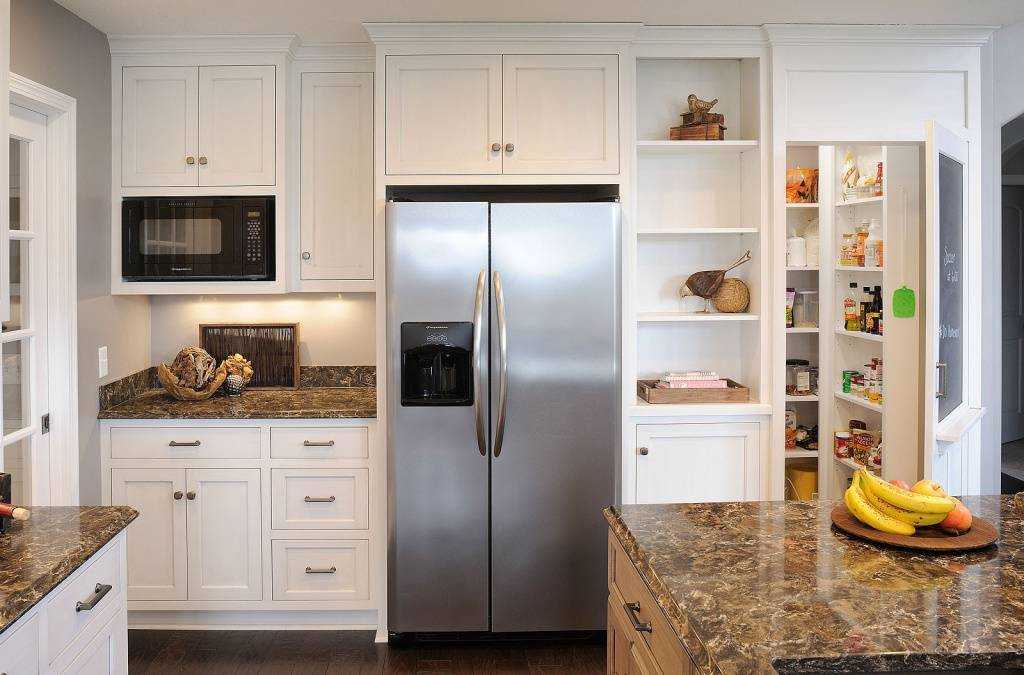 Холодильник в нише делает дизайн кухни ярким и необычным. Какими должны быть размеры ниш Можно ли ставить обычный холодильник в нишу и как правильно его установить Читайте об этом в нашем новом материале